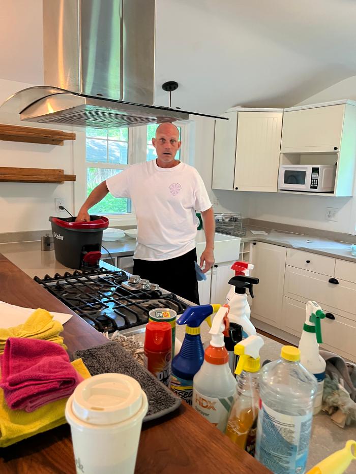 Supreme Cleaning & Maintenance Service LLC - Branford, CT