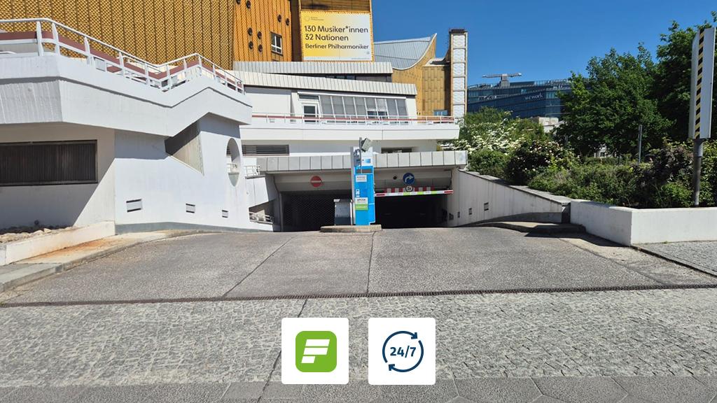 Parkplatz Philharmonie APCOA, Herbert-von-Karajan-Straße in Berlin