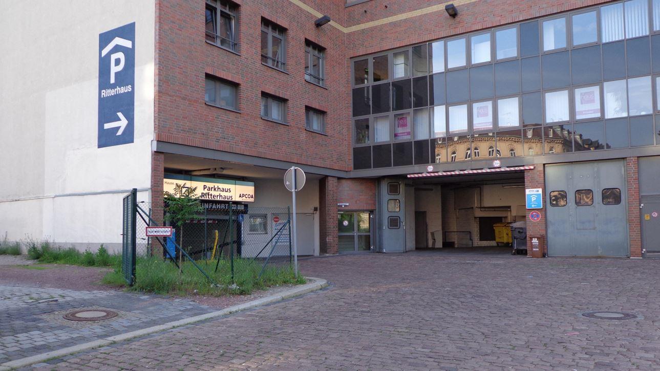 Parkhaus Ritterhaus APCOA, Kleine Brauhausstraße in Halle (Saale)
