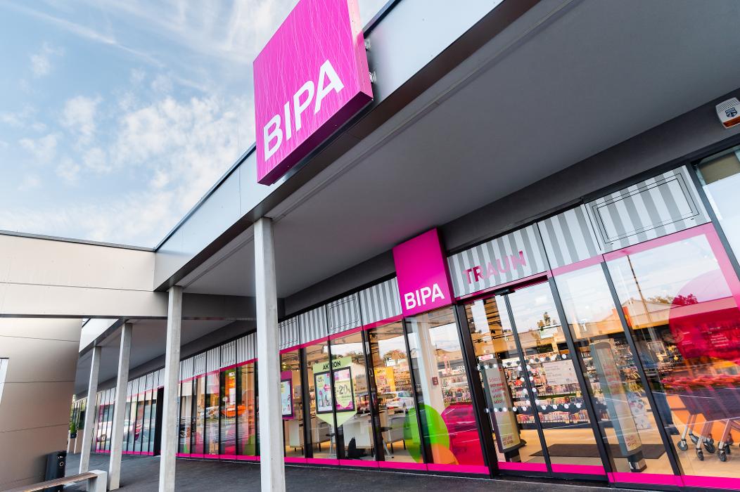 BIPA, Weidfeldstraße in Traun