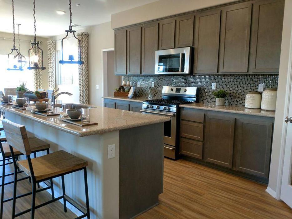 Guilin Cabinets - Irvine, CA