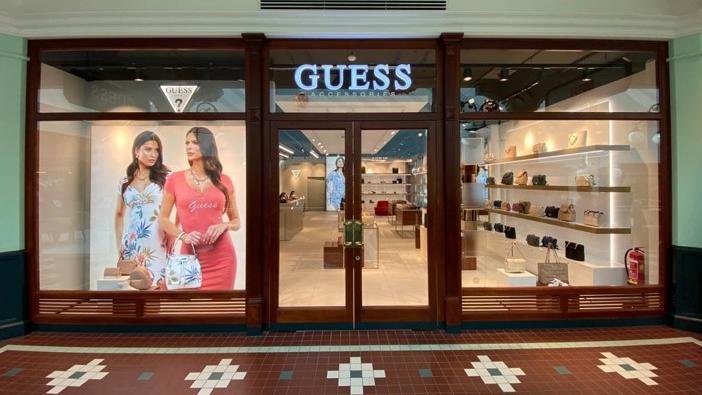 GUESS ACCESSORIES, Kasernenstraße in Himmelreich