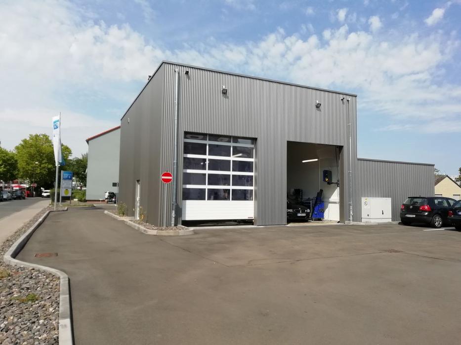 TÜV Service-Center Bad Homburg, Daimlerstraße in Bad Homburg vor der Höhe