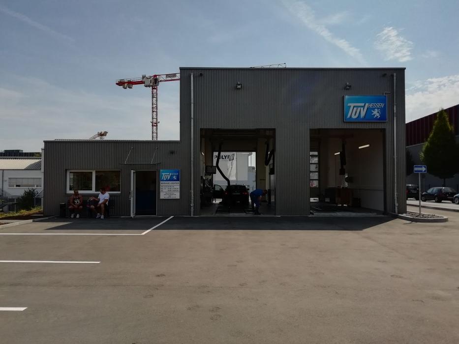 TÜV Service-Center Bad Homburg, Daimlerstraße in Bad Homburg vor der Höhe