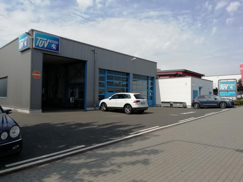 TÜV Service-Center Frankfurt-Kalbach, Max-Holder-Straße in Frankfurt am Main