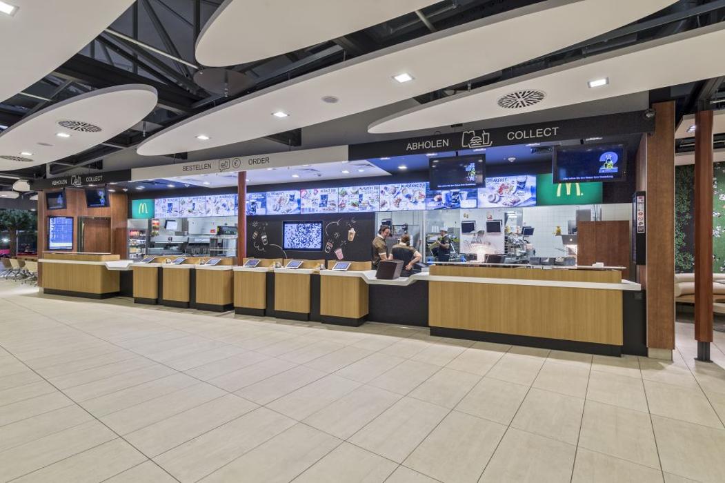 McDonald's, Flughafen Terminal in Frankfurt am Main