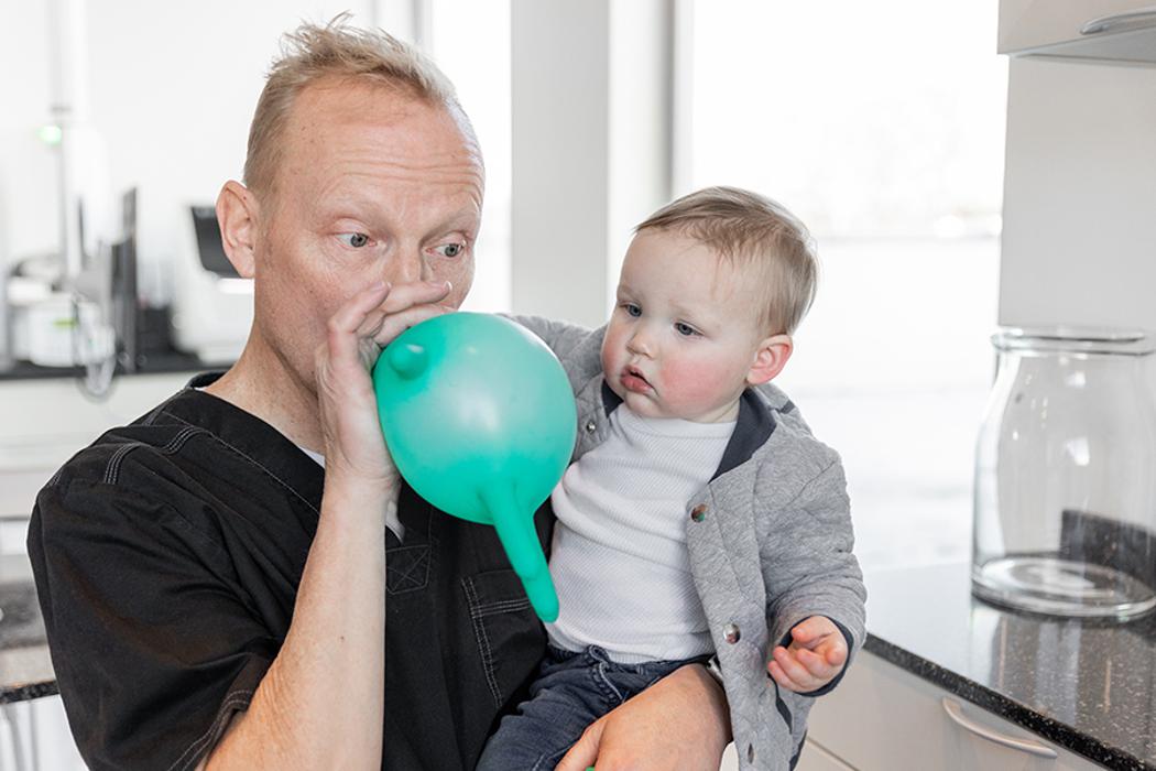 THE eSSENTIAL DENTIST Image