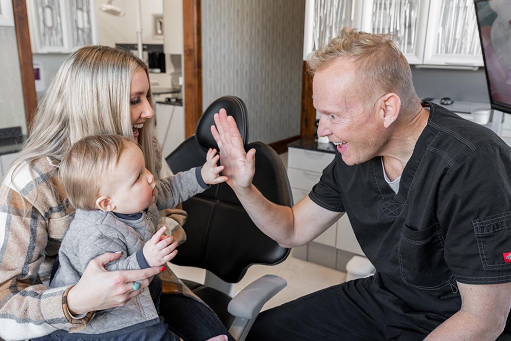 THE eSSENTIAL DENTIST Image