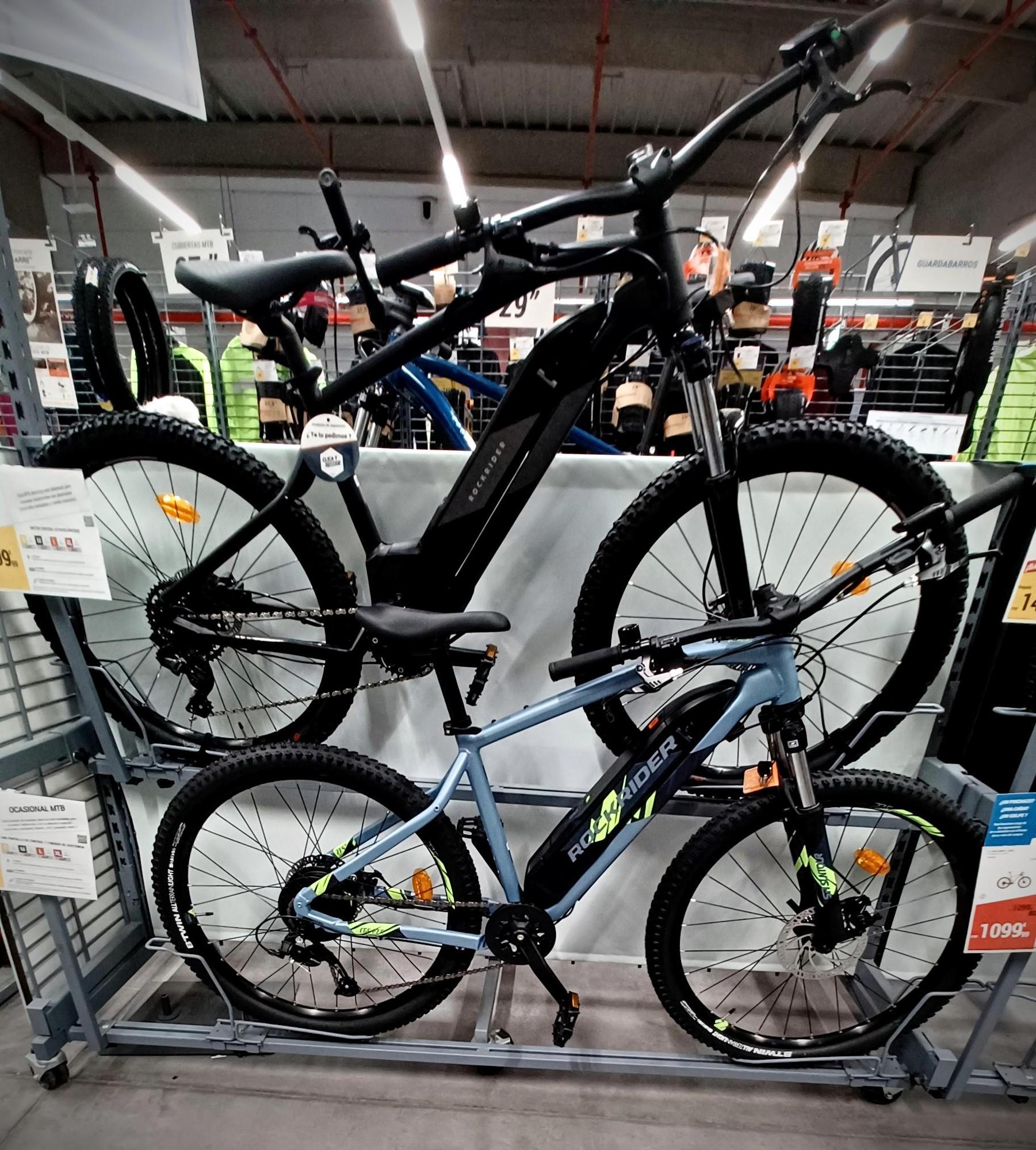 Foto 100 di Decathlon Logroño