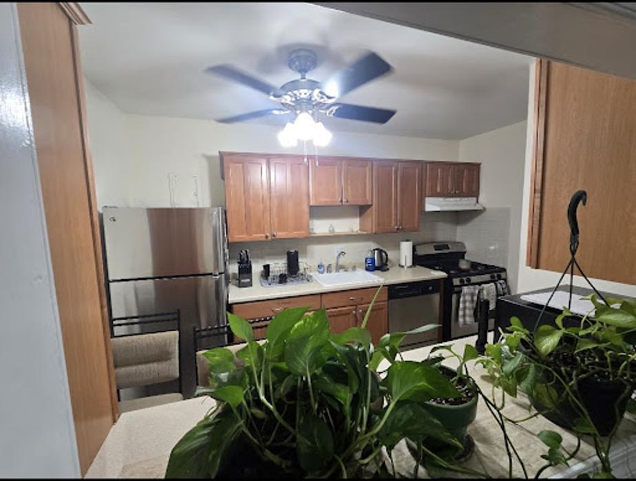 AdvancePro LLC Painting & Renovation