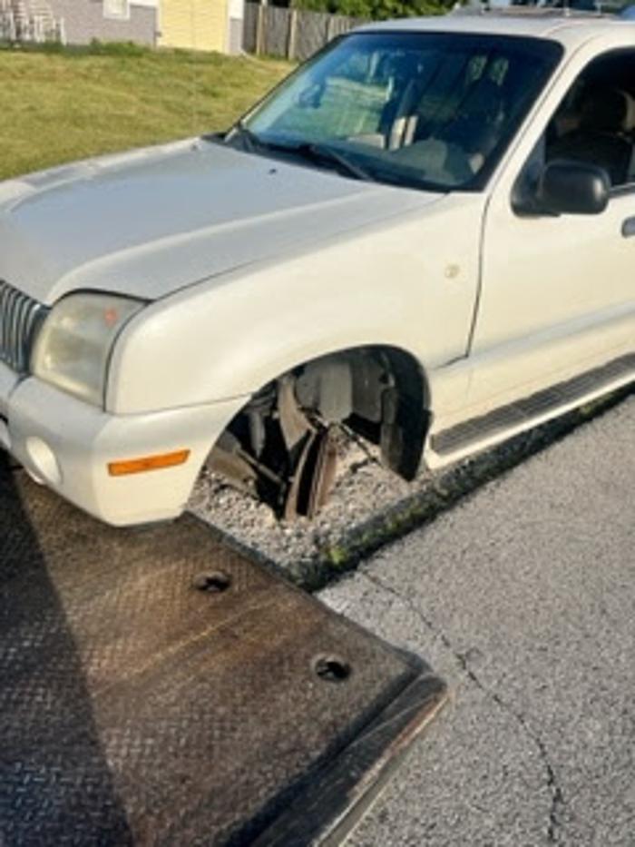 Ed Holsapple Towing - Salem, IL