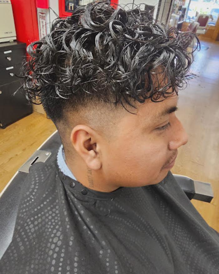 Elsinore Barber & Beauty Shop - Lake Elsinore, CA