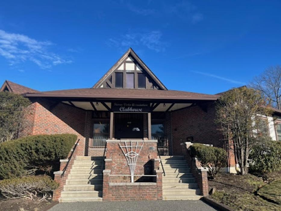 DePenn Realty - Spring Valley, NY