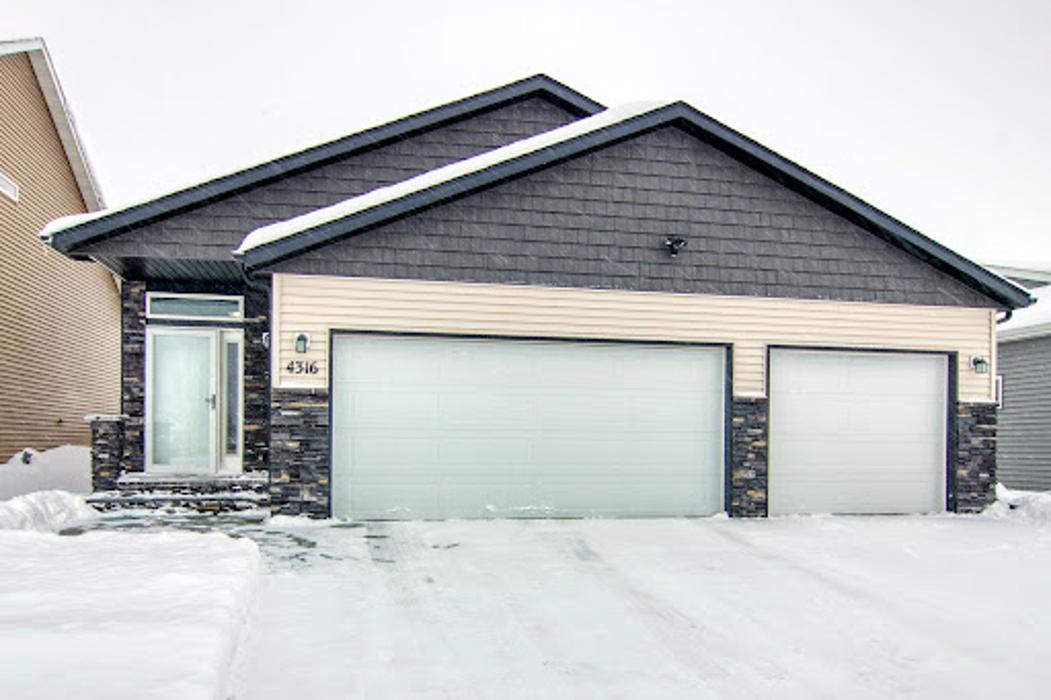 Rochelle Roesler at Century 21 FM Realty - Fargo, ND