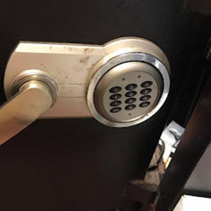 D & S Lock & Key Image