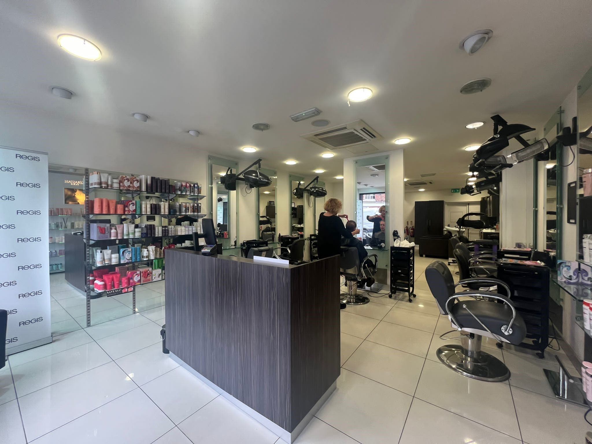 Regis Salon Nantwhich Nantwich 01270 623500