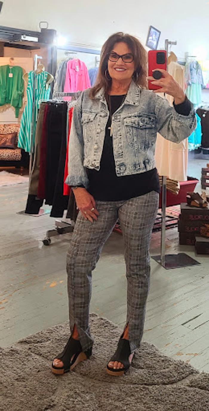 Fun Fashions Boutique - Stanfield, OR