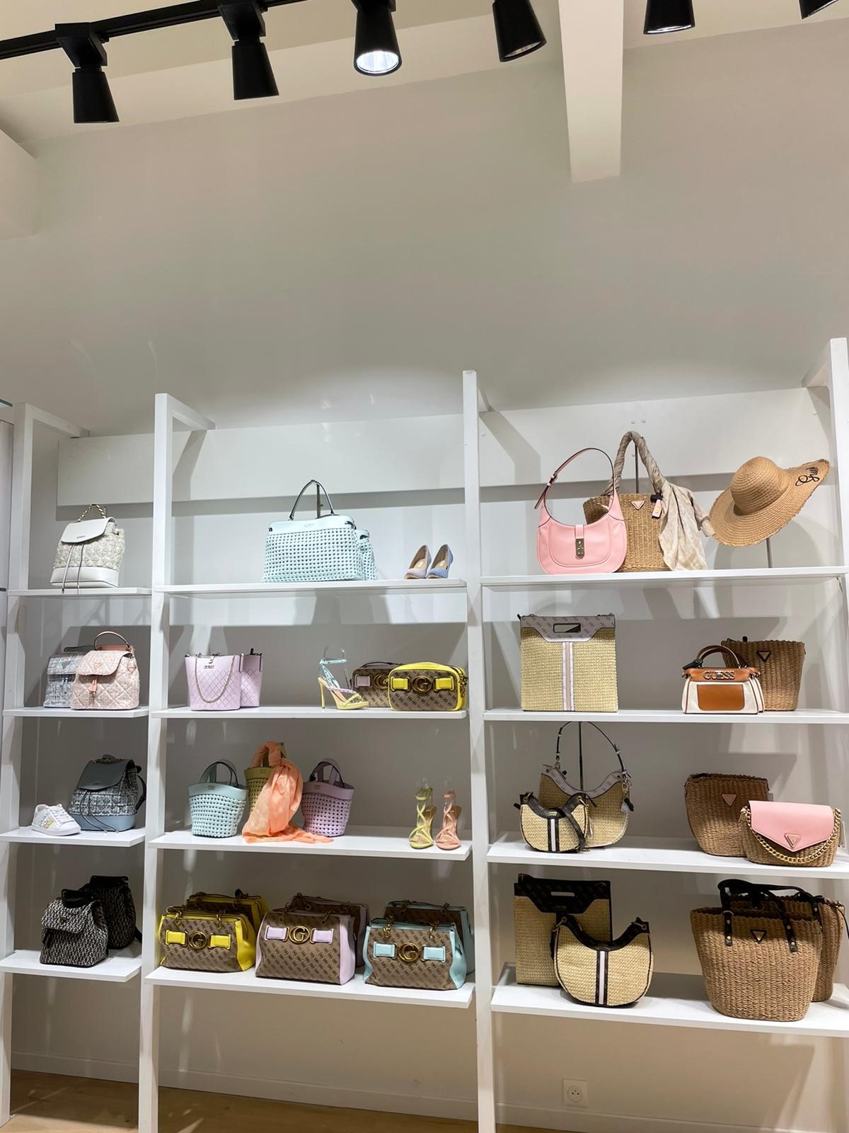 Miniature de la galerie