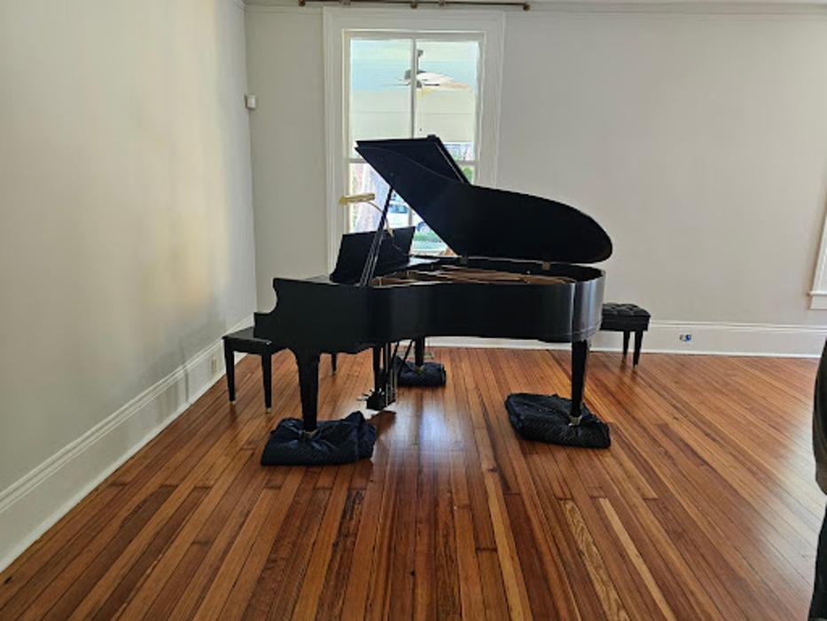 Classic Piano Movers - Gretna, LA