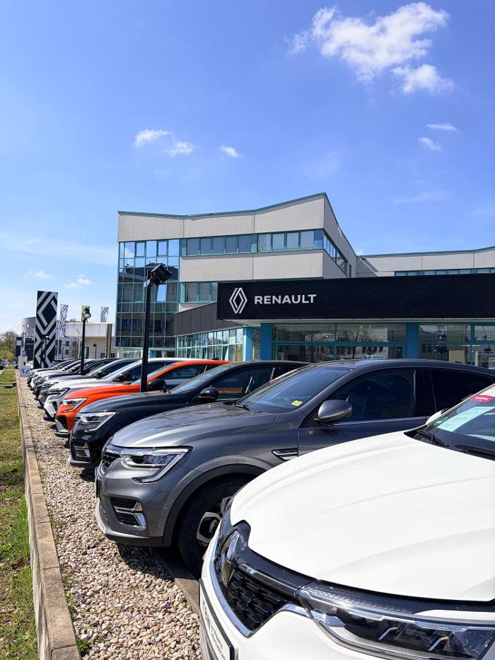 Renault - Autohaus König Teltow, Oderstraße in Teltow