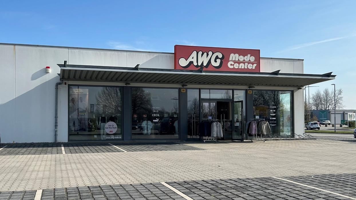 AWG Mode Center Lauchhammer, An der Schwarzen Elster in Lauchhammer