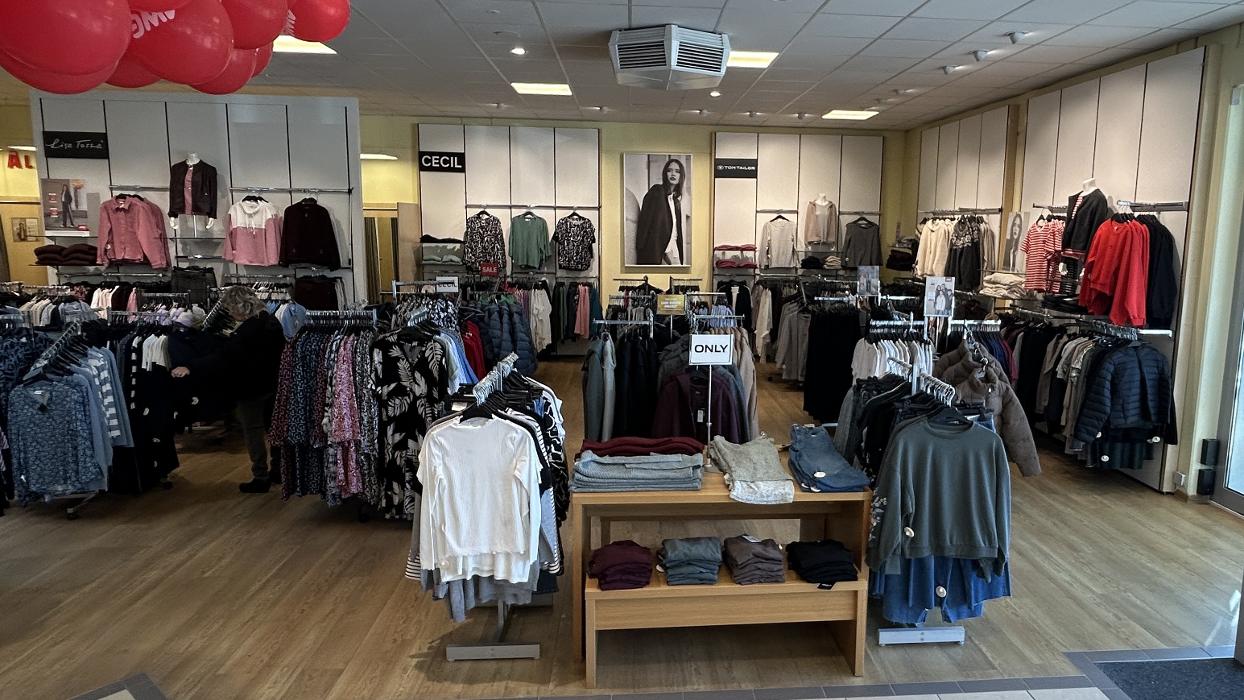 AWG Mode Center Löbau, Rumburger Straße in Löbau