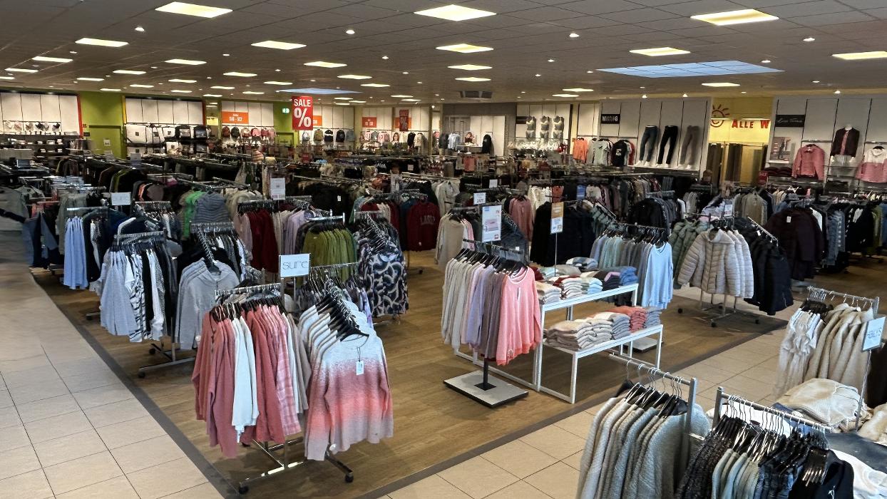 AWG Mode Center Löbau, Rumburger Straße in Löbau