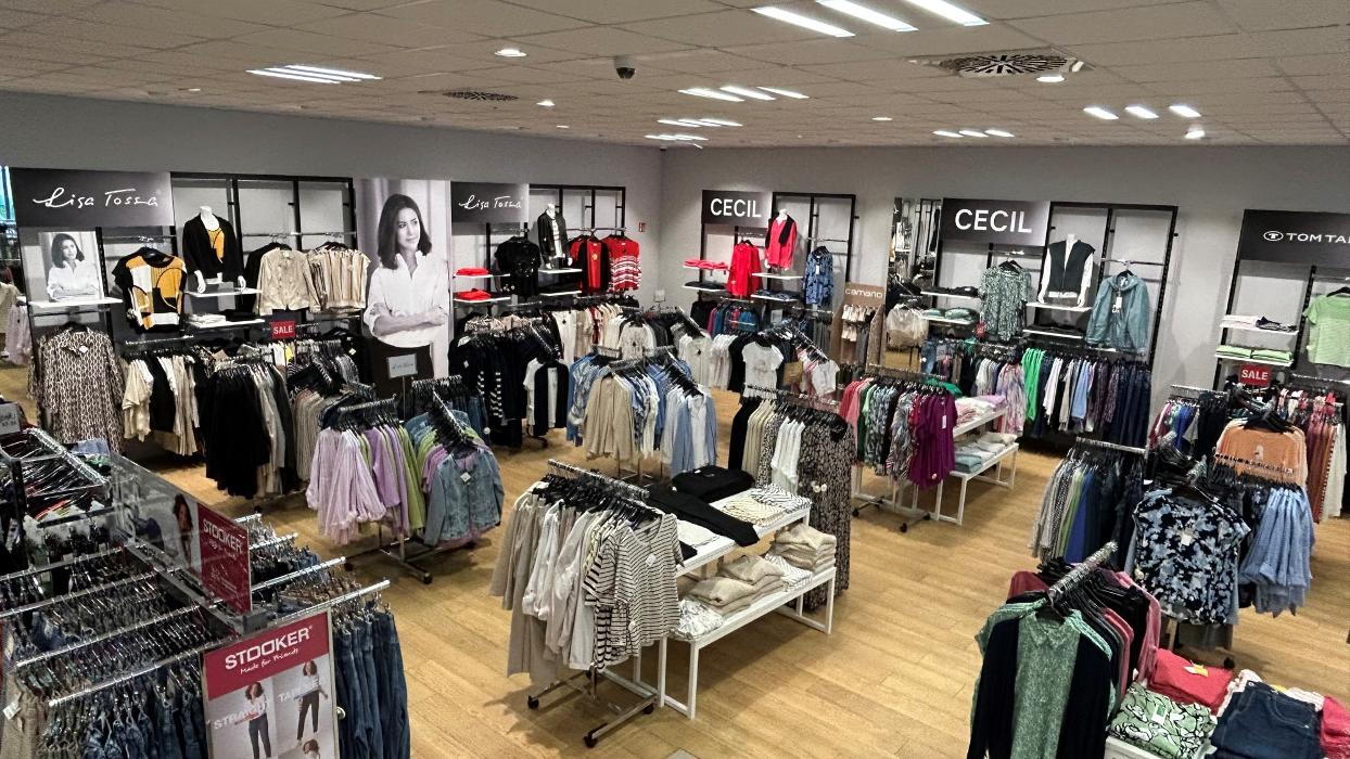 AWG Mode Center Fredersdorf, Petershagener Straße in Fredersdorf