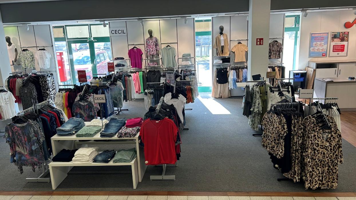 AWG Mode Center Meißen, Schützestr. in Meißen