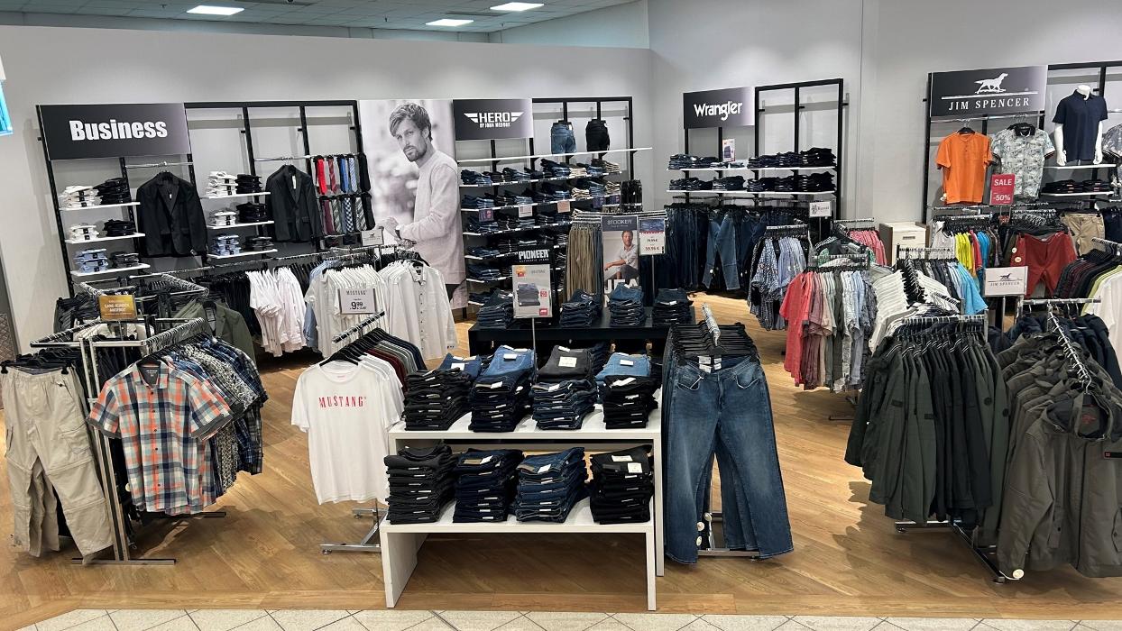 AWG Mode Center Dippoldiswalde, Industriering in Dippoldiswalde