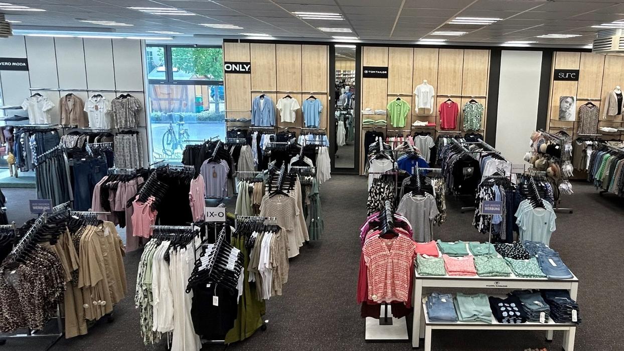 AWG Mode Center Lübben (Spreewald), Parkstraße in Lübben (Spreewald)