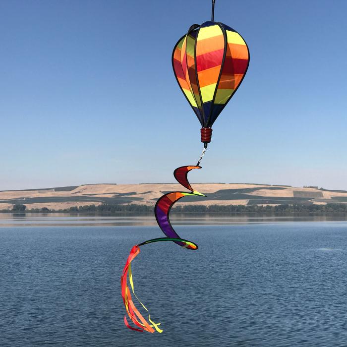 Flag World Company Image