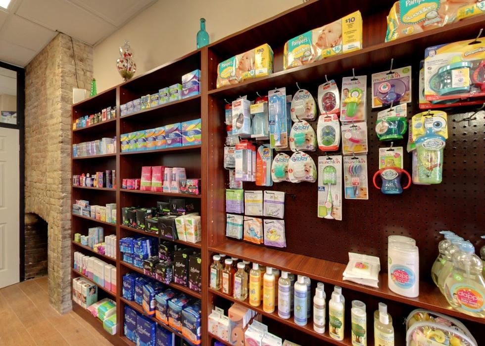 Medicine Man Pharmacy & Compounding Image