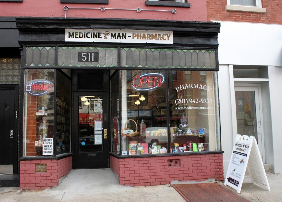 Medicine Man Pharmacy &amp; Compounding Logo