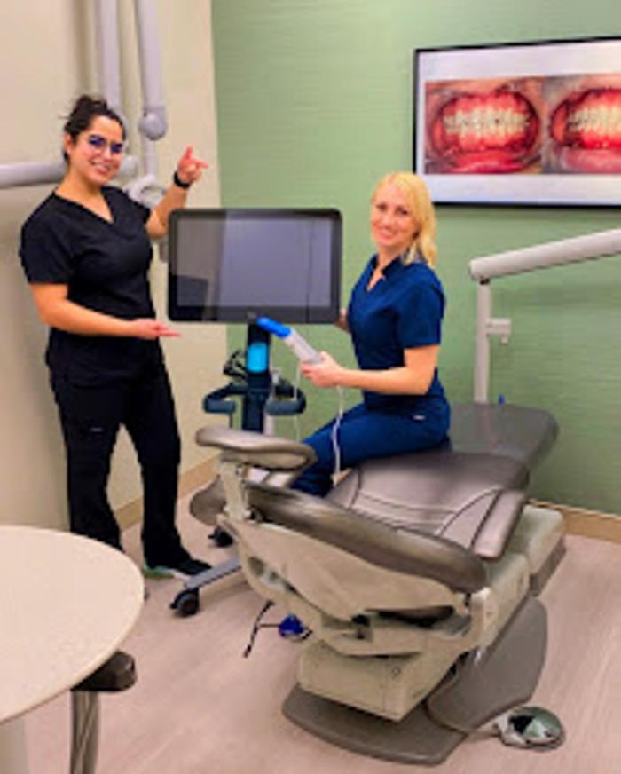 20/32 Dental Co. - Wheaton, IL