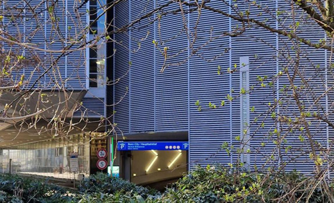 DB BahnPark Parkhaus Hauptbahnhof City P1, Am Alten Friedhof in Bonn