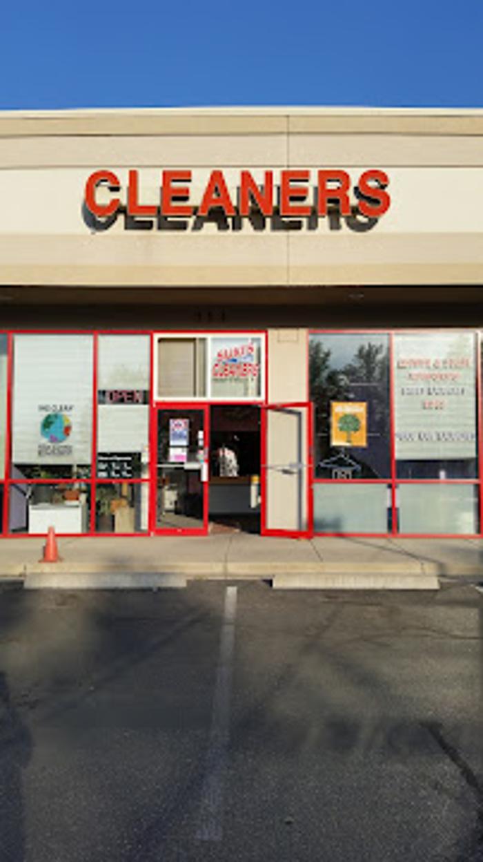 SUKI'S PRO CLEANERS - Lafayette, CO