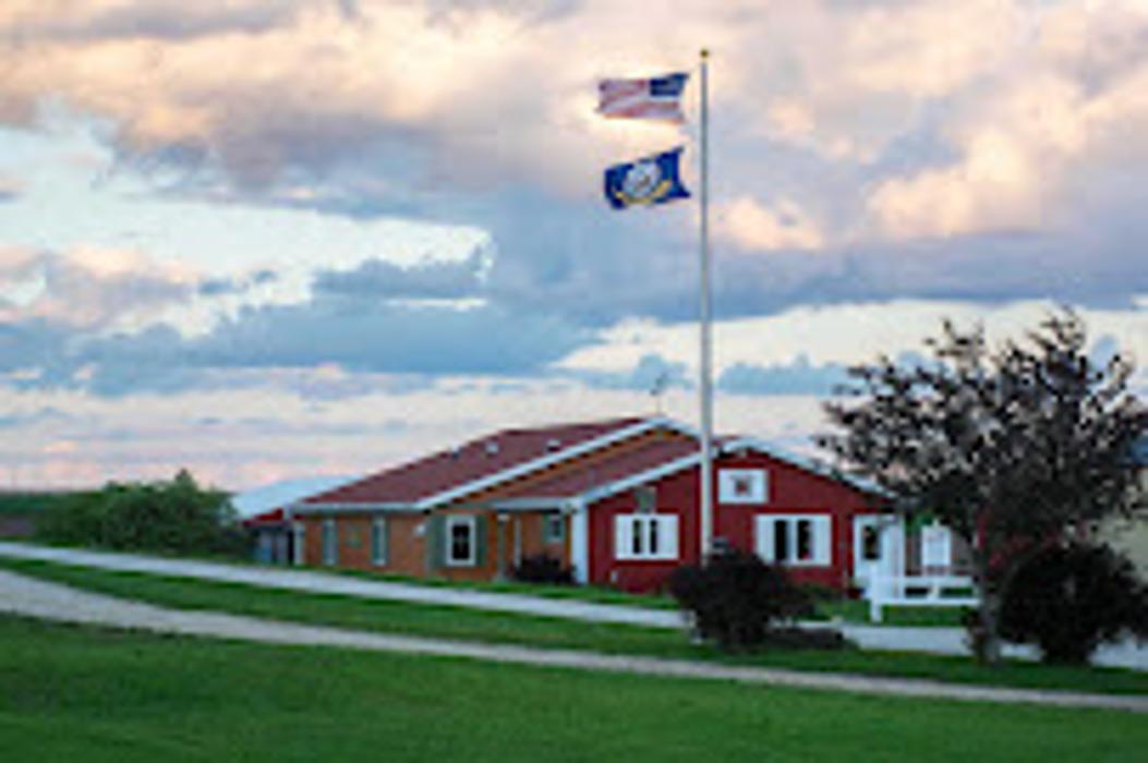 Canoe Ridge Kennels Inc. - Decorah, IA