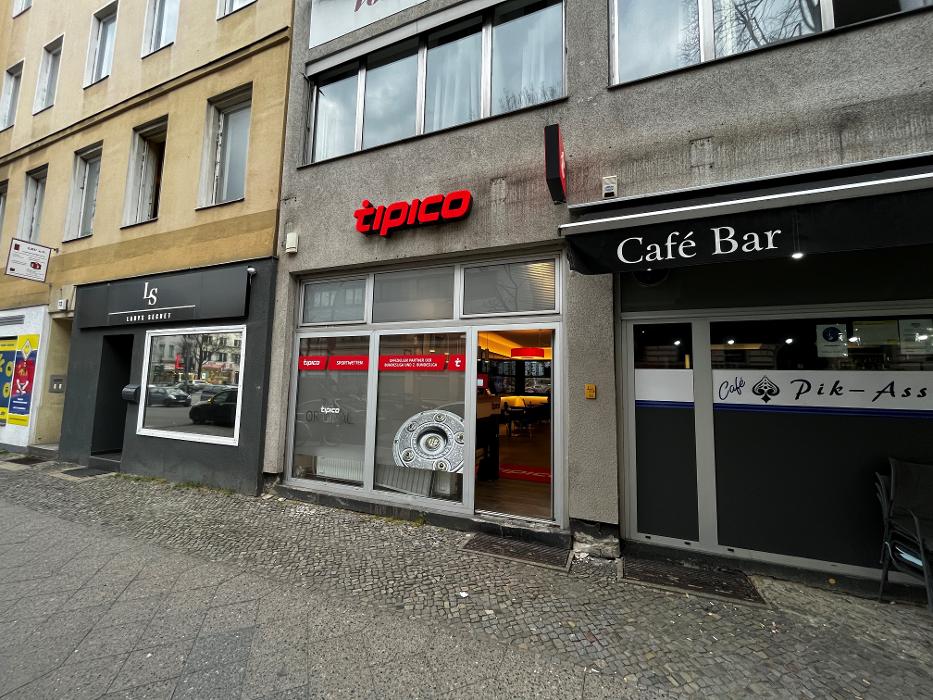 Tipico, Ringbahnstraße in Berlin