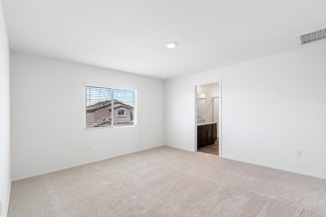 LGI Homes - Vistas at Huning Ranch Image