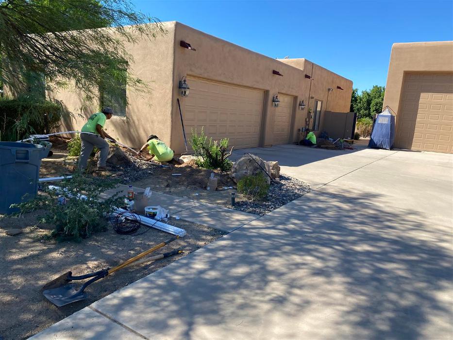 L Paradise Landscaping Services - Goodyear, AZ
