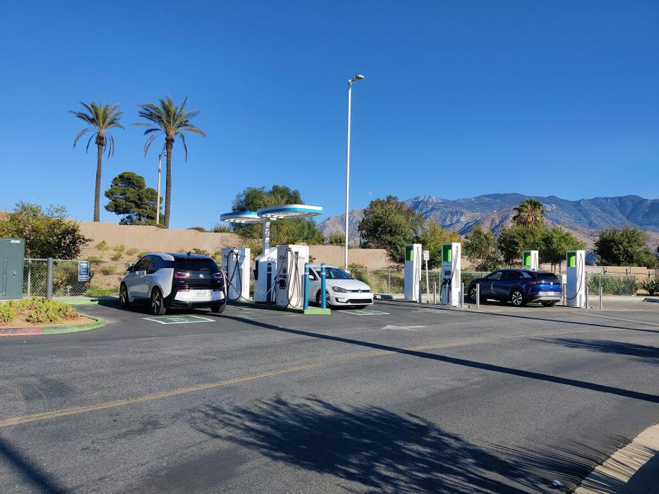 EVgo Car Charging Station - Cabazon, CA