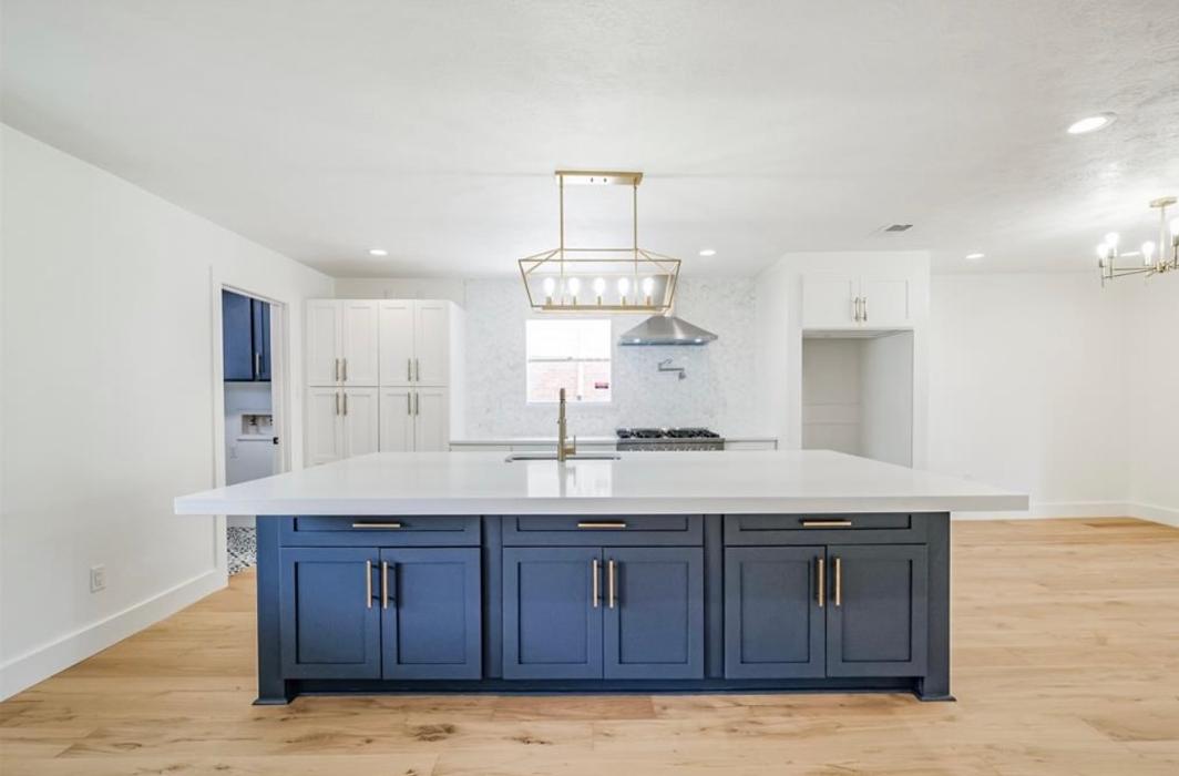 Duenez Design & Build - Katy, TX