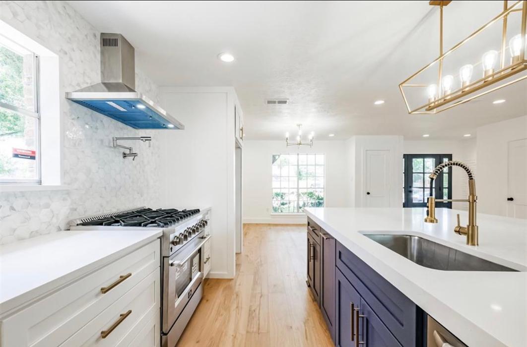 Duenez Design & Build - Katy, TX