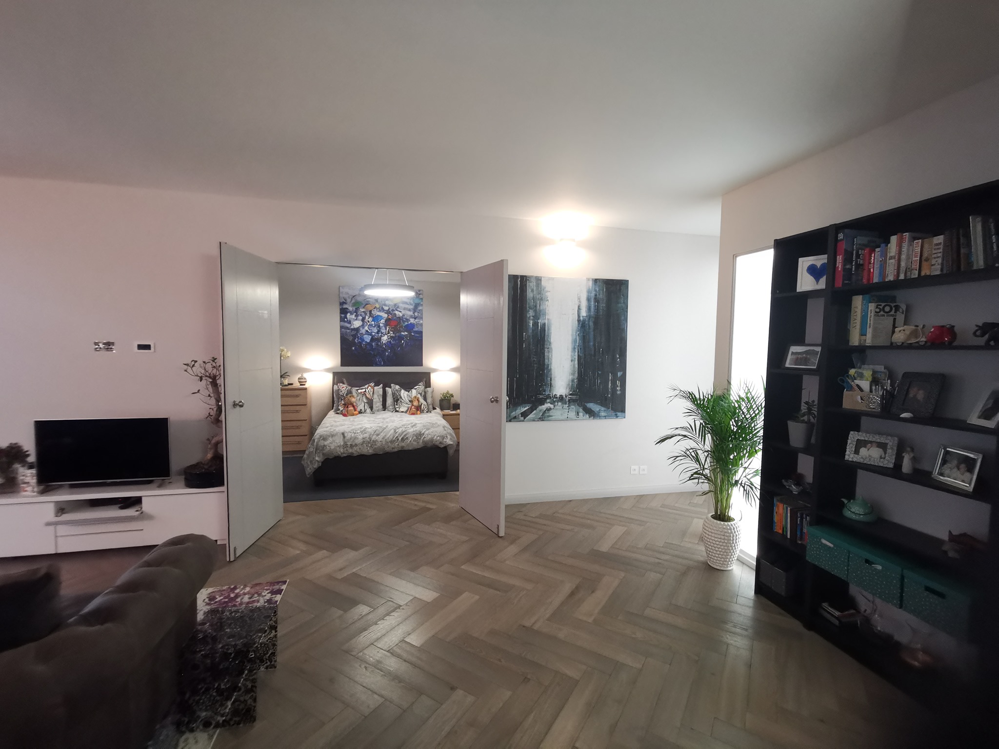 Gallery thumbnail