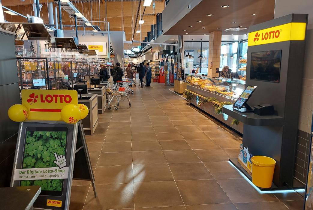 REWE Lucas Pilaske oHG Beelitz, Trebbiner Straße in Beelitz