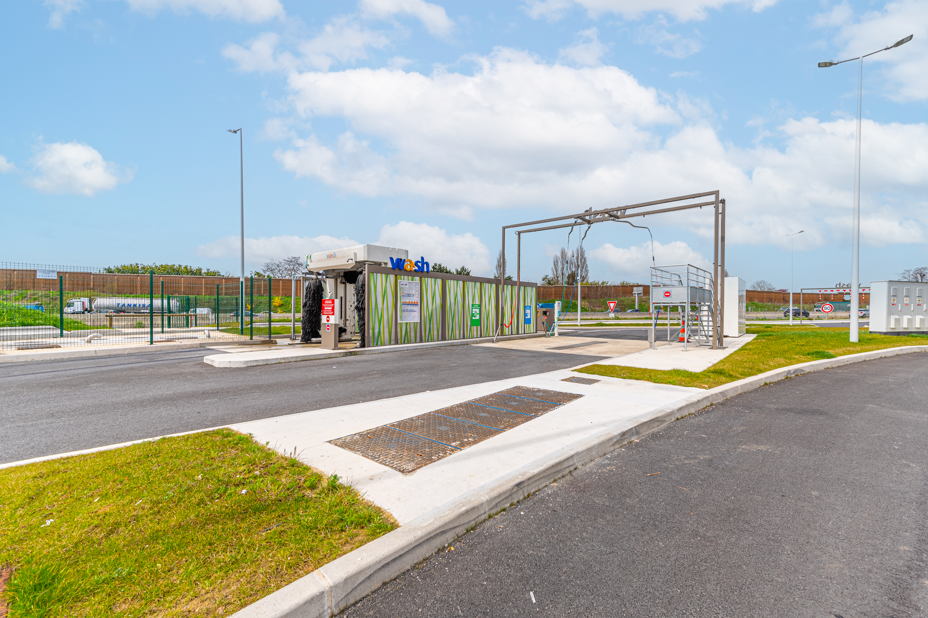 This is a picture representing NF080234 (FUELING) - REL. PONTAULT - SOUBRIARDE