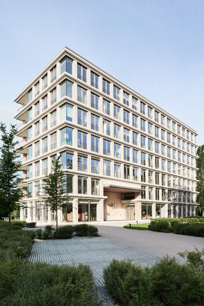 Roland Berger Munich, Sederanger in München