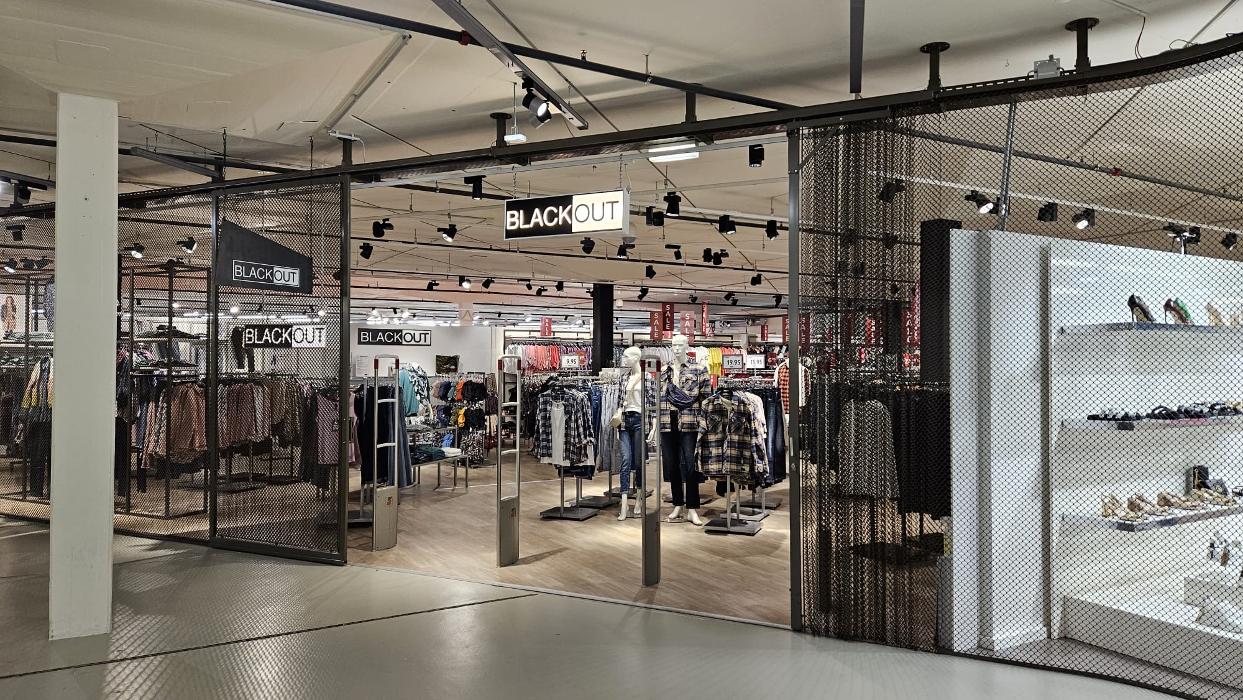 BLACKOUT, Parkstrasse in Schönenwerd