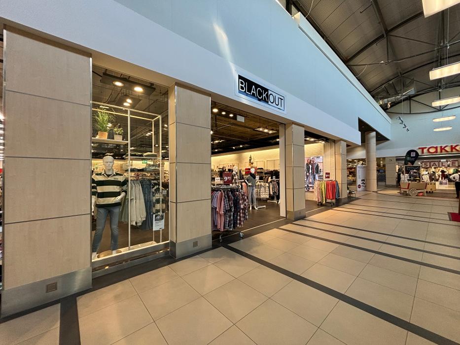 BLACKOUT, Sandstrasse in Urtenen-Schönbühl